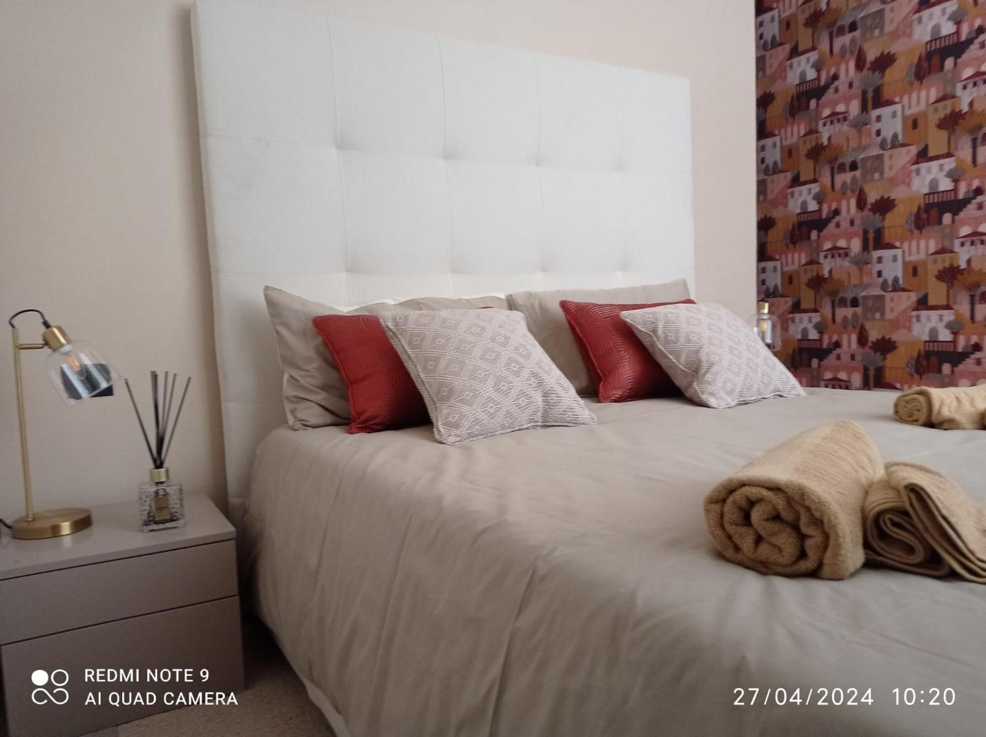 נאפולי Margherita Apartments מראה חיצוני תמונה