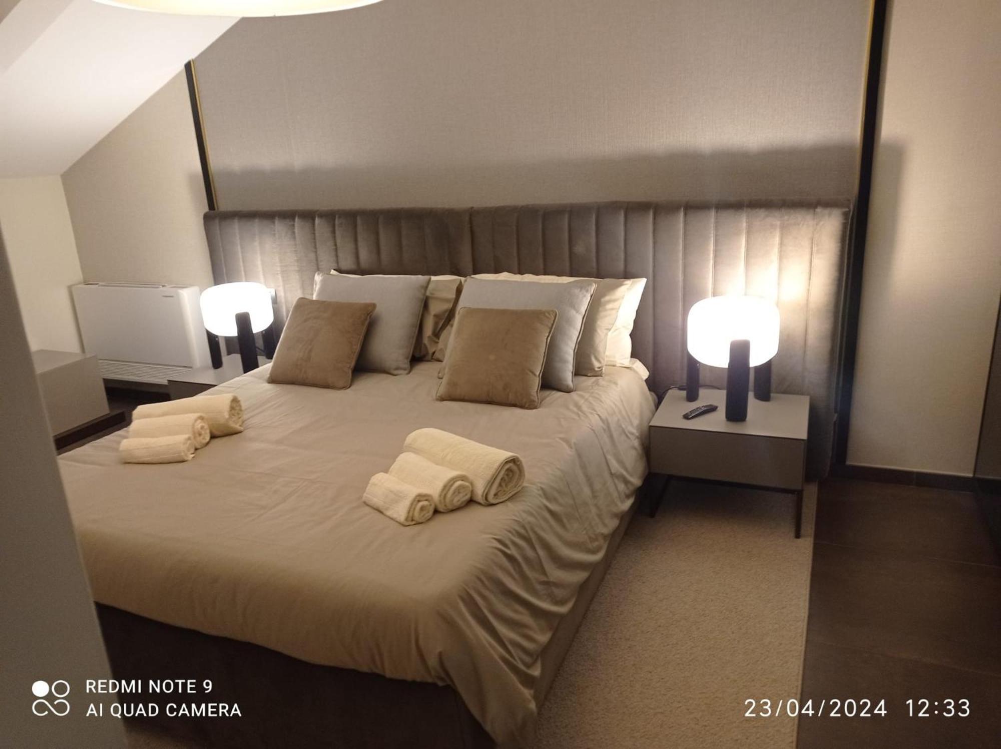 נאפולי Margherita Apartments מראה חיצוני תמונה