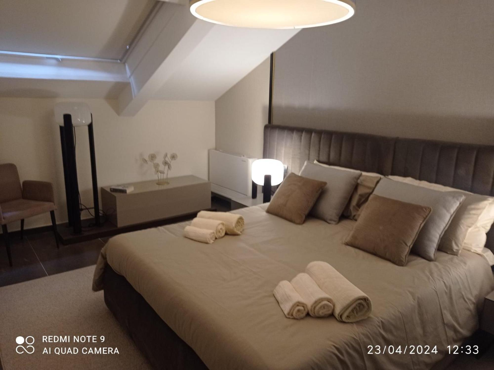 נאפולי Margherita Apartments מראה חיצוני תמונה